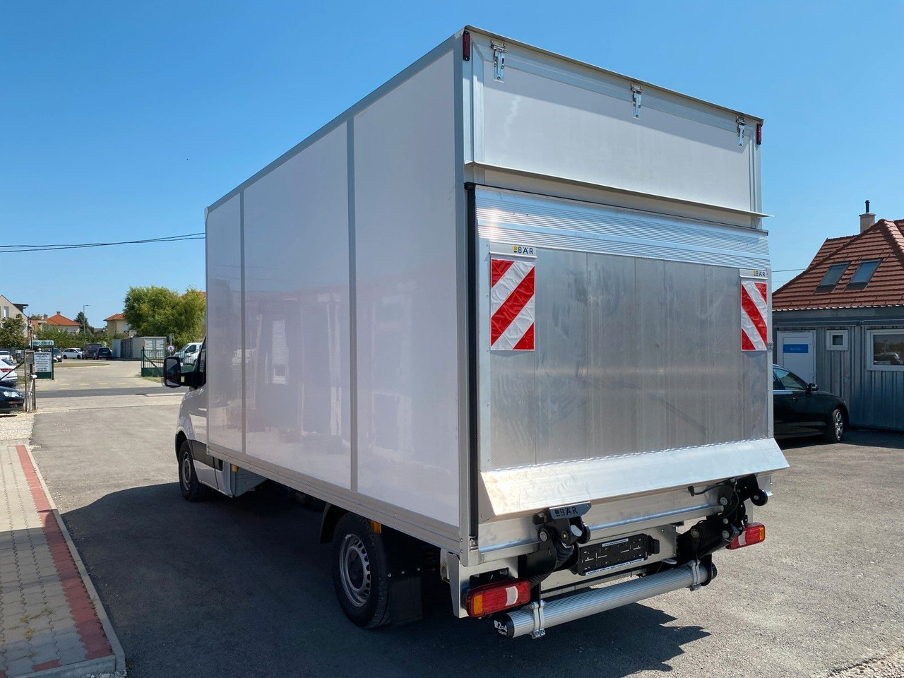Mercedes-Benz Sprinter 317 Koffer+LBW - Furgoneta caja cerrada: foto 4 Mercedes-Benz Sprinter 317 Koffer+LBW - Furgoneta caja cerrada: foto 4