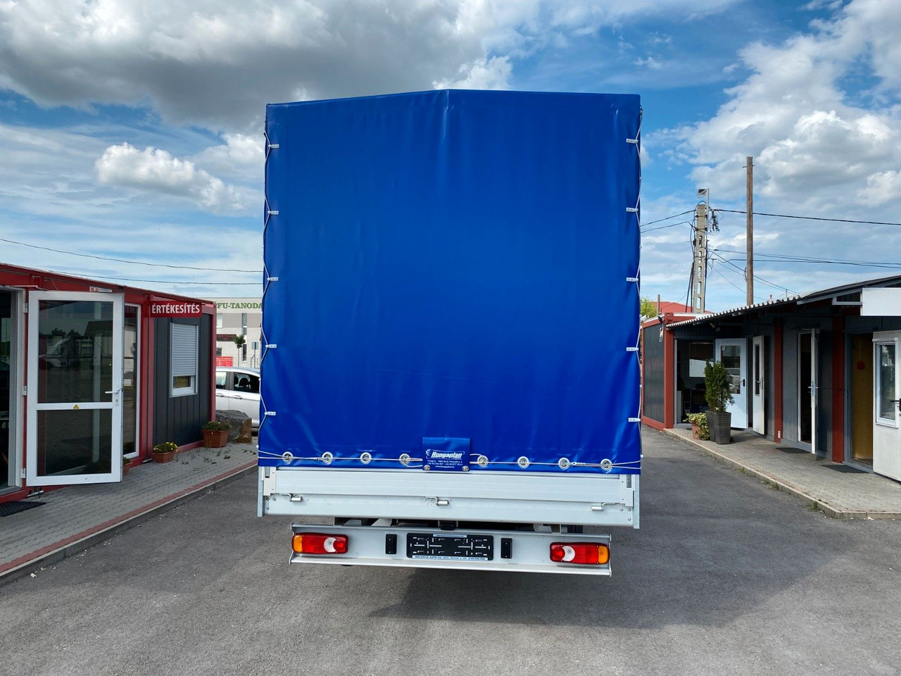 Peugeot BOXER CHC L4 HEAVY PRITSCHE+PLANE+SCHLAFKABINE - Furgoneta con lona: foto 5 Peugeot BOXER CHC L4 HEAVY PRITSCHE+PLANE+SCHLAFKABINE - Furgoneta con lona: foto 5