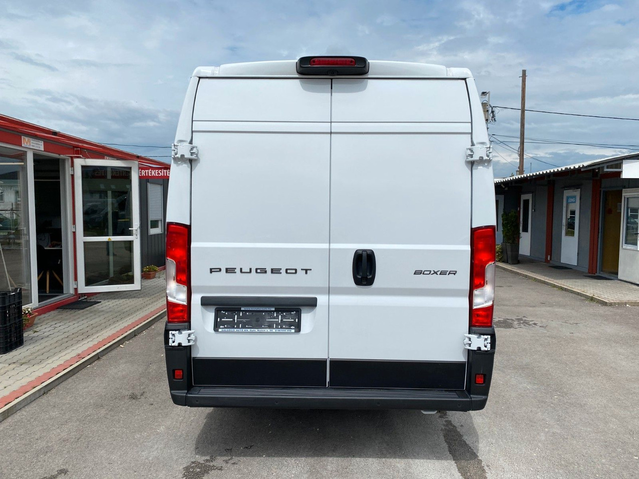 Peugeot Boxer Kasten Hochraum 435 L4H2 BlueHDi 140 Peugeot Boxer Kühlkasten 435 L4H2 BlueHDi 140 - Furgón: foto 5 Peugeot Boxer Kasten Hochraum 435 L4H2 BlueHDi 140 Peugeot Boxer Kühlkasten 435 L4H2 BlueHDi 140 - Furgón: foto 5