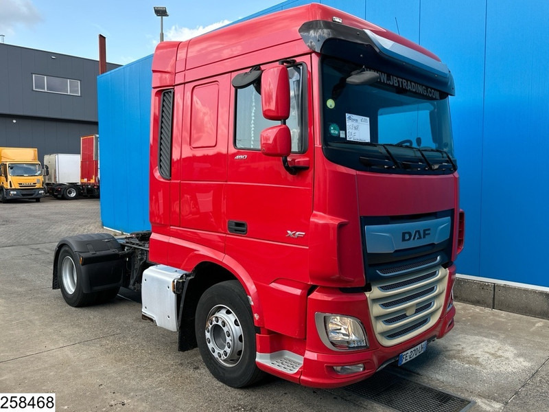DAF XF 480 EURO 6, Retarder, Standairco, PTO - Cabeza tractora: foto 3 DAF XF 480 EURO 6, Retarder, Standairco, PTO - Cabeza tractora: foto 3