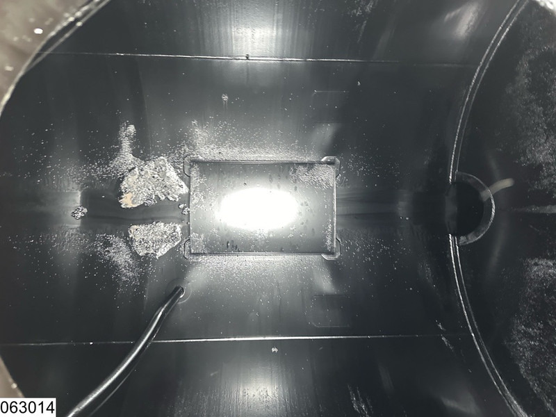 MAISONNEUVE Bitum 30935 Liter, 1 Compartment - Semirremolque cisterna: foto 4 MAISONNEUVE Bitum 30935 Liter, 1 Compartment - Semirremolque cisterna: foto 4