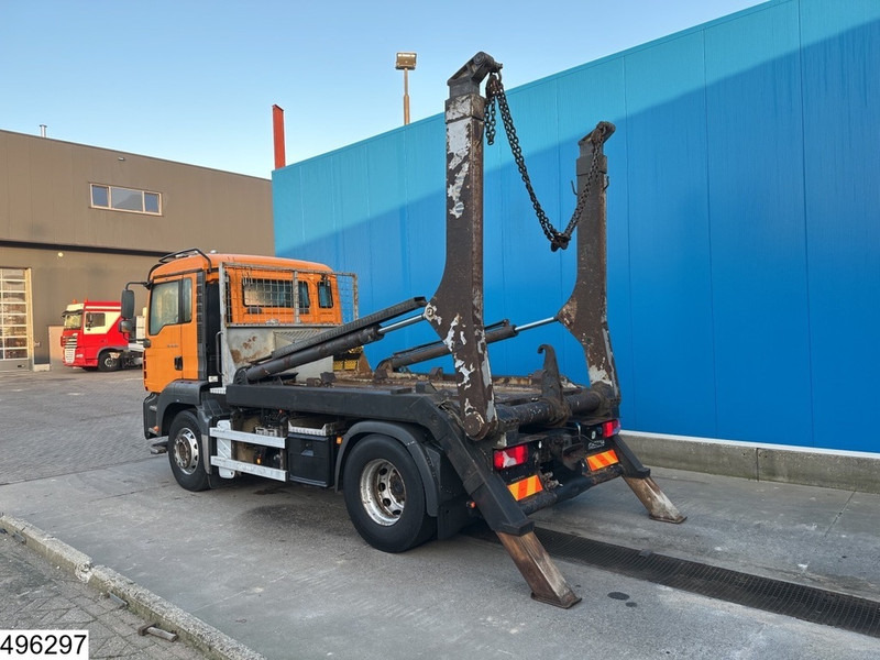 MAN TGA 18 360 Manual - Camión portacontenedor de cadenas: foto 4 MAN TGA 18 360 Manual - Camión portacontenedor de cadenas: foto 4