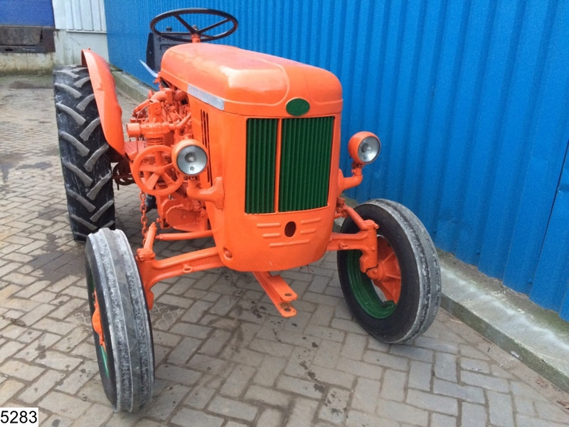 Same DA 30 2WD - Tractor: foto 2 Same DA 30 2WD - Tractor: foto 2