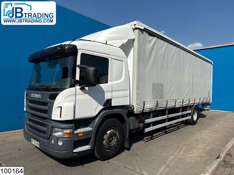 Scania P 270 EURO 3, 3p, Dhollandia - Camión lona: foto 1 Scania P 270 EURO 3, 3p, Dhollandia - Camión lona: foto 1