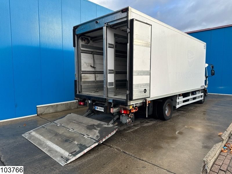 Volvo FL 250 EURO 6, Dhollandia, Carrier, 3 Compartments - Camión frigorífico: foto 2 Volvo FL 250 EURO 6, Dhollandia, Carrier, 3 Compartments - Camión frigorífico: foto 2