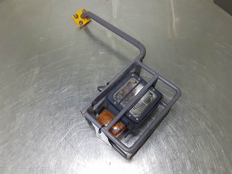 Ahlmann AZ14-4146502O/4198207A-Light/Leuchte/Verlichting - Sistema eléctrico para Maquinaria de construcción: foto 4 Ahlmann AZ14-4146502O/4198207A-Light/Leuchte/Verlichting - Sistema eléctrico para Maquinaria de construcción: foto 4