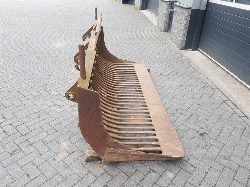 Ahlmann AZ150-2,51mtr-Skeleton bucket/Siebschaufel/Puinbak - Cazo: foto 4 Ahlmann AZ150-2,51mtr-Skeleton bucket/Siebschaufel/Puinbak - Cazo: foto 4