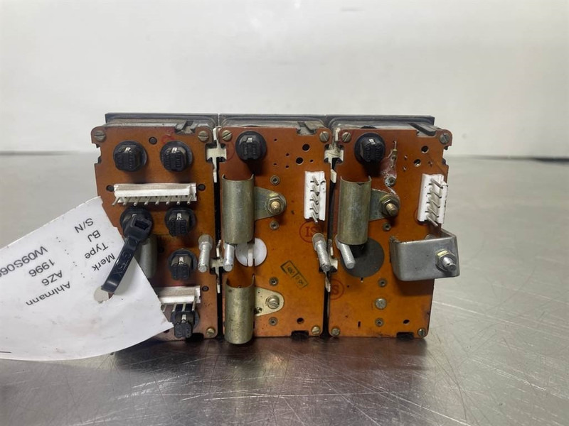 Ahlmann AZ6 - Display unit/Armaturenbrett/Dashboard - Sistema eléctrico para Maquinaria de construcción: foto 4 Ahlmann AZ6 - Display unit/Armaturenbrett/Dashboard - Sistema eléctrico para Maquinaria de construcción: foto 4