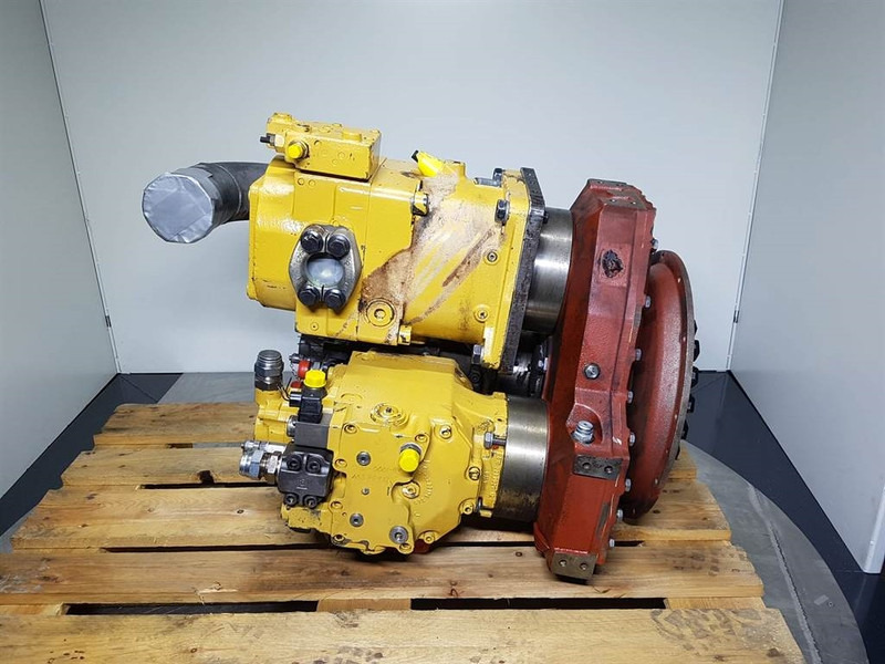 Cat 580B / Ecolog 580 - Transmission/Getriebe - Caja de cambios y piezas para Maquinaria de construcción: foto 5 Cat 580B / Ecolog 580 - Transmission/Getriebe - Caja de cambios y piezas para Maquinaria de construcción: foto 5