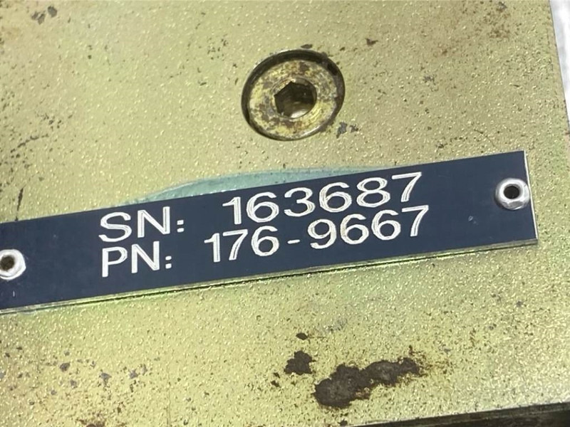 Cat 924G-176-9667-Valve/Ventile/Ventiel - Hidráulica para Maquinaria de construcción: foto 5 Cat 924G-176-9667-Valve/Ventile/Ventiel - Hidráulica para Maquinaria de construcción: foto 5