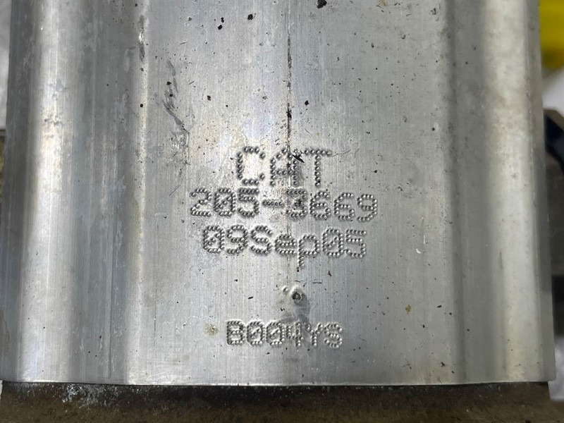 Cat 924G-205-3669-Gearpump/Zahnradpumpe/Tandwielpomp - Hidráulica para Maquinaria de construcción: foto 3 Cat 924G-205-3669-Gearpump/Zahnradpumpe/Tandwielpomp - Hidráulica para Maquinaria de construcción: foto 3
