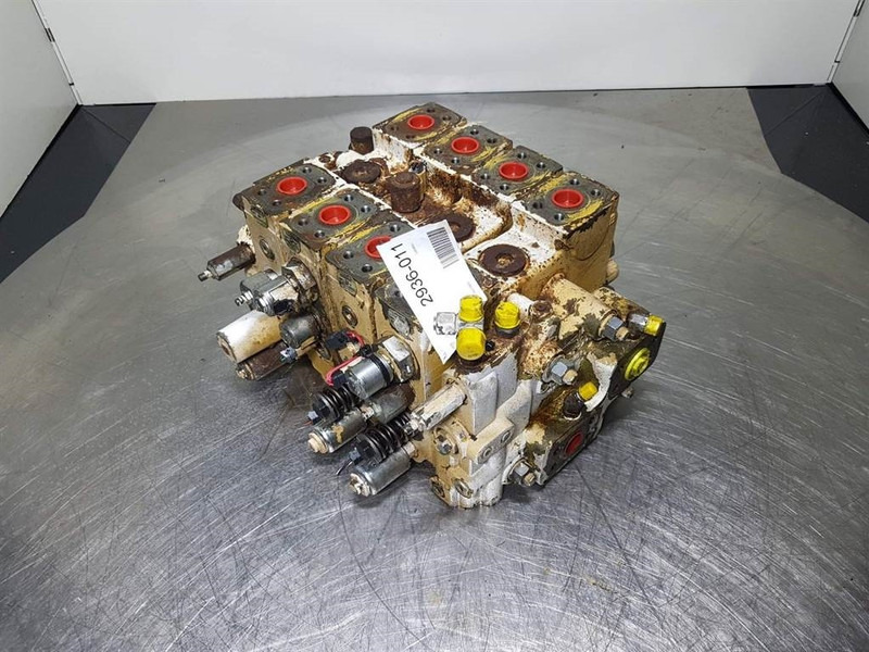 Cat 950H-261-3683-Valve/Ventile/Ventiel - Hidráulica: foto 2 Cat 950H-261-3683-Valve/Ventile/Ventiel - Hidráulica: foto 2