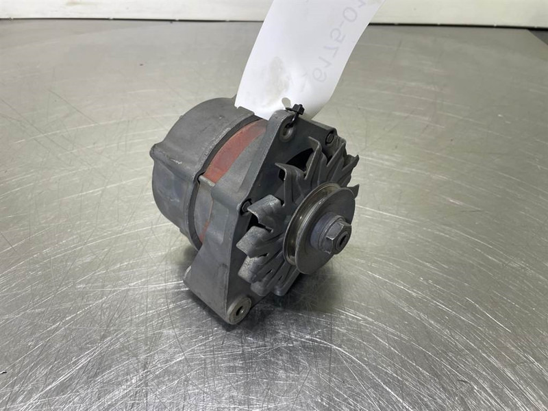 Deutz 01183630-14V 95A-Alternator/Lichtmaschine/Dynamo - Motor para Maquinaria de construcción: foto 1 Deutz 01183630-14V 95A-Alternator/Lichtmaschine/Dynamo - Motor para Maquinaria de construcción: foto 1