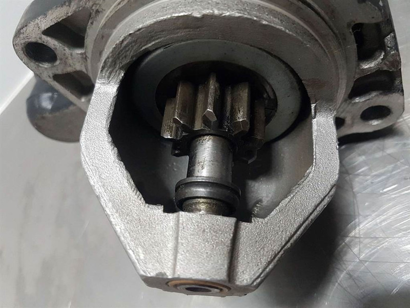 Deutz 912/913-12V 9T 2,7KW-Starter/Anlasser/Startmotor - Motor para Maquinaria de construcción: foto 4 Deutz 912/913-12V 9T 2,7KW-Starter/Anlasser/Startmotor - Motor para Maquinaria de construcción: foto 4