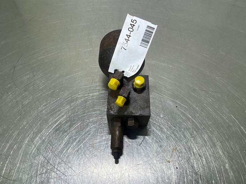 Hyundai HL757-7A-31L7-10280 / 31L7-10380-Pilot supply unit - Hidráulica para Maquinaria de construcción: foto 2 Hyundai HL757-7A-31L7-10280 / 31L7-10380-Pilot supply unit - Hidráulica para Maquinaria de construcción: foto 2