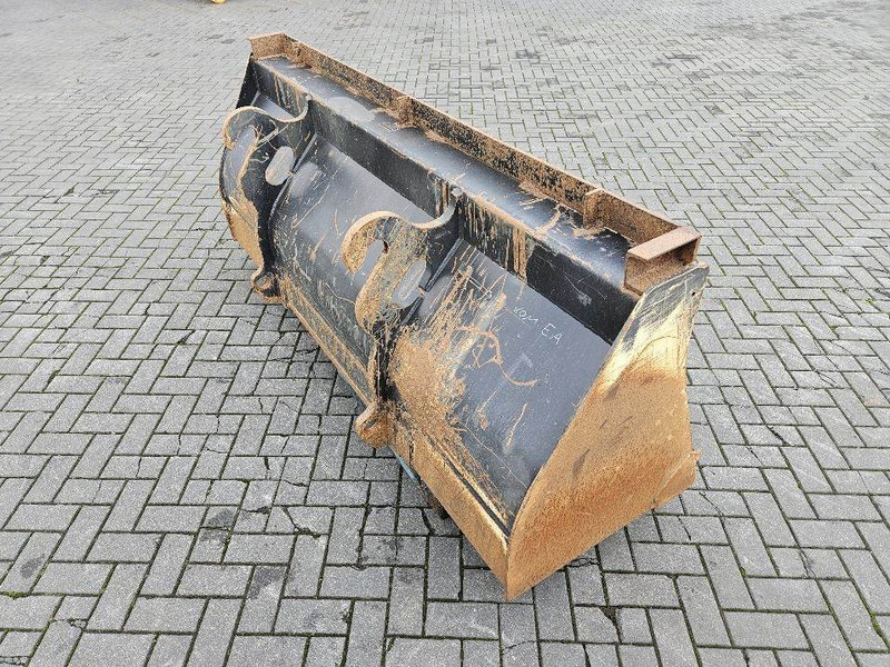 JCB 4CX-125/38100-2,34 MTR-Bucket/Schaufel/Dichte bak - Cazo para Maquinaria de construcción: foto 5 JCB 4CX-125/38100-2,34 MTR-Bucket/Schaufel/Dichte bak - Cazo para Maquinaria de construcción: foto 5