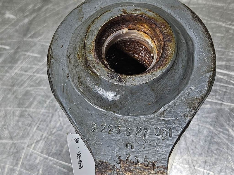 Liebherr A900-9225827-Pin/Bolzen/Pen - Brazo para Maquinaria de construcción: foto 2 Liebherr A900-9225827-Pin/Bolzen/Pen - Brazo para Maquinaria de construcción: foto 2