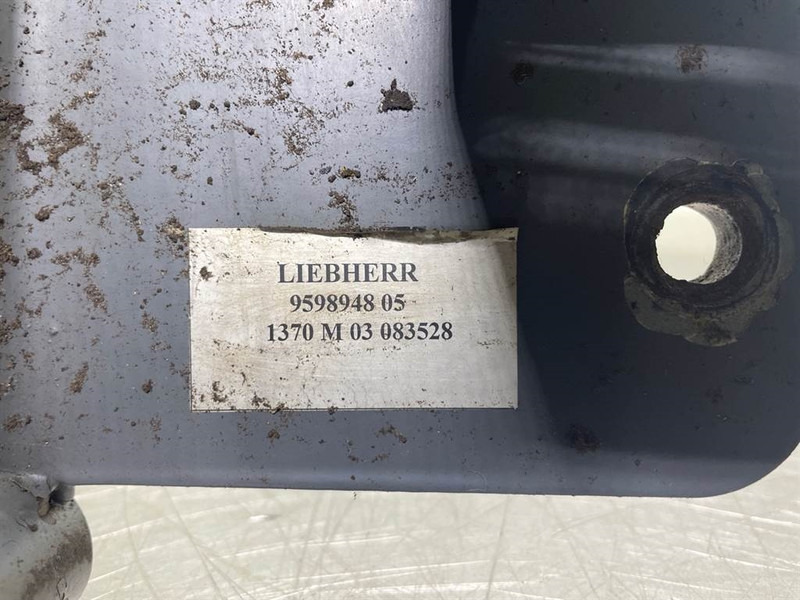 Liebherr A934C-9598948-Stair panel/Trittstufen/Traptreden - Bastidor/ Chasis para Maquinaria de construcción: foto 4 Liebherr A934C-9598948-Stair panel/Trittstufen/Traptreden - Bastidor/ Chasis para Maquinaria de construcción: foto 4