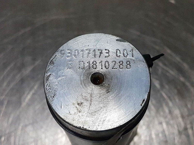 Liebherr L506C-93017173-Pin/Bolzen/Pen - Brazo para Maquinaria de construcción: foto 3 Liebherr L506C-93017173-Pin/Bolzen/Pen - Brazo para Maquinaria de construcción: foto 3