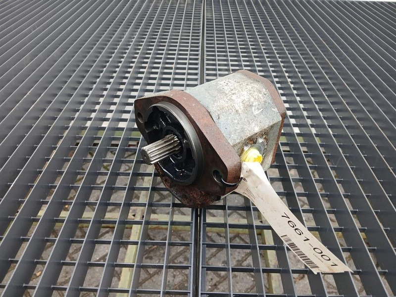 Liebherr L514-10425012-Gearpump/Zahnradpumpe/Tandwielpomp - Hidráulica para Maquinaria de construcción: foto 3 Liebherr L514-10425012-Gearpump/Zahnradpumpe/Tandwielpomp - Hidráulica para Maquinaria de construcción: foto 3