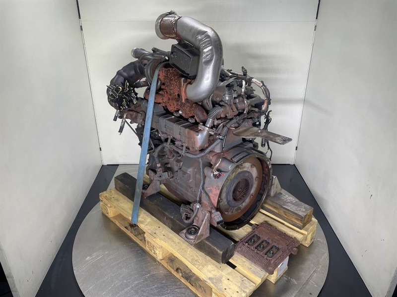 Liebherr L524-10816848-John Deere 4045HFL92-Engine/Motor - Motor para Maquinaria de construcción: foto 3 Liebherr L524-10816848-John Deere 4045HFL92-Engine/Motor - Motor para Maquinaria de construcción: foto 3