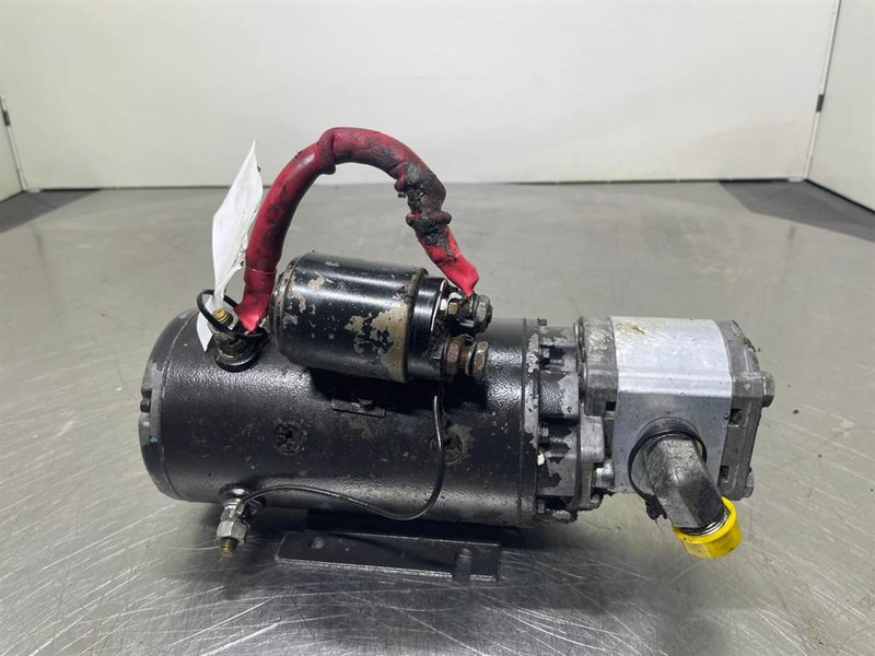 New Holland W110C-84419597-Compact-/steering unit - Hidráulica para Maquinaria de construcción: foto 4 New Holland W110C-84419597-Compact-/steering unit - Hidráulica para Maquinaria de construcción: foto 4