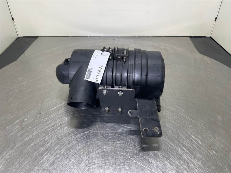 New Holland W110C - Air filter/Luftfilter/Luchtfilter - Motor para Maquinaria de construcción: foto 1 New Holland W110C - Air filter/Luftfilter/Luchtfilter - Motor para Maquinaria de construcción: foto 1