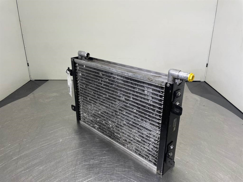 New Holland W110C - Cooler/Kühler/Koeler - Motor para Maquinaria de construcción: foto 2 New Holland W110C - Cooler/Kühler/Koeler - Motor para Maquinaria de construcción: foto 2