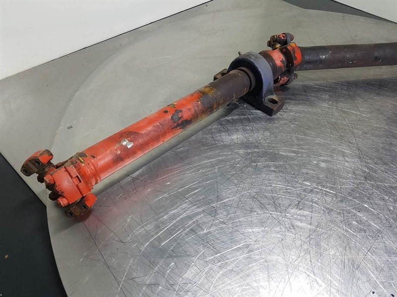 O & K L20I - Propshaft/Gelenkwelle/Cardanas - Eje y piezas para Maquinaria de construcción: foto 3 O & K L20I - Propshaft/Gelenkwelle/Cardanas - Eje y piezas para Maquinaria de construcción: foto 3