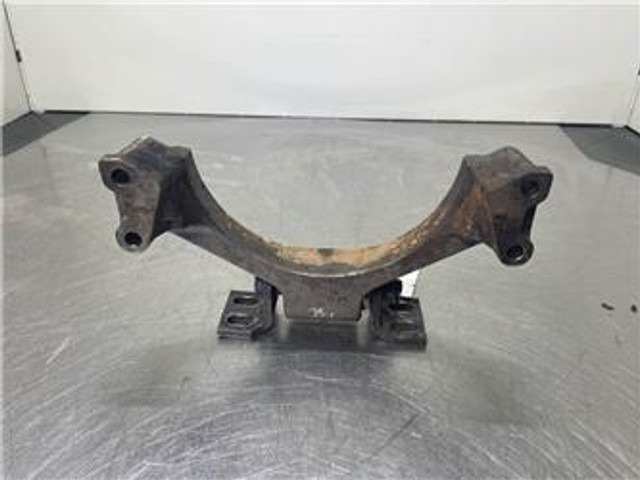 O & K L25.5-Cummins 3918995-Front engine support - Motor para Maquinaria de construcción: foto 1 O & K L25.5-Cummins 3918995-Front engine support - Motor para Maquinaria de construcción: foto 1