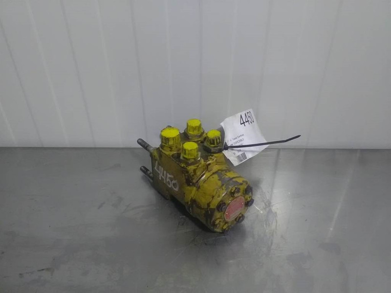 O & K L6-Sauer Danfoss OSPC200LS-150-8270-Steering unit - Hidráulica para Maquinaria de construcción: foto 1 O & K L6-Sauer Danfoss OSPC200LS-150-8270-Steering unit - Hidráulica para Maquinaria de construcción: foto 1