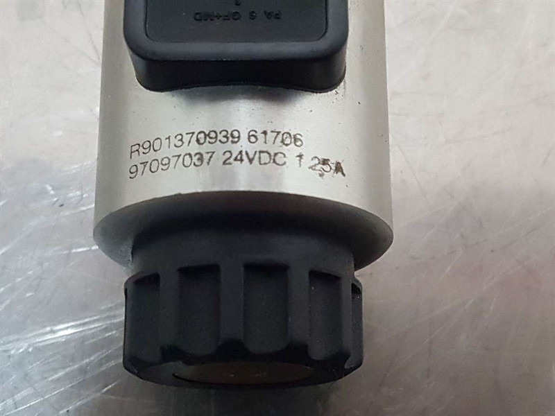 Rexroth 4WE6E62/EG24N9K4-R900561278-Valve/Ventile/Ventiel - Hidráulica para Maquinaria de construcción: foto 5 Rexroth 4WE6E62/EG24N9K4-R900561278-Valve/Ventile/Ventiel - Hidráulica para Maquinaria de construcción: foto 5