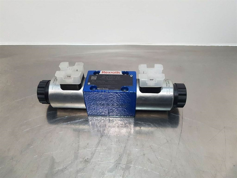 Rexroth 4WE6E62/EG24N9K4-R900561278-Valve/Ventile/Ventiel - Hidráulica para Maquinaria de construcción: foto 1 Rexroth 4WE6E62/EG24N9K4-R900561278-Valve/Ventile/Ventiel - Hidráulica para Maquinaria de construcción: foto 1