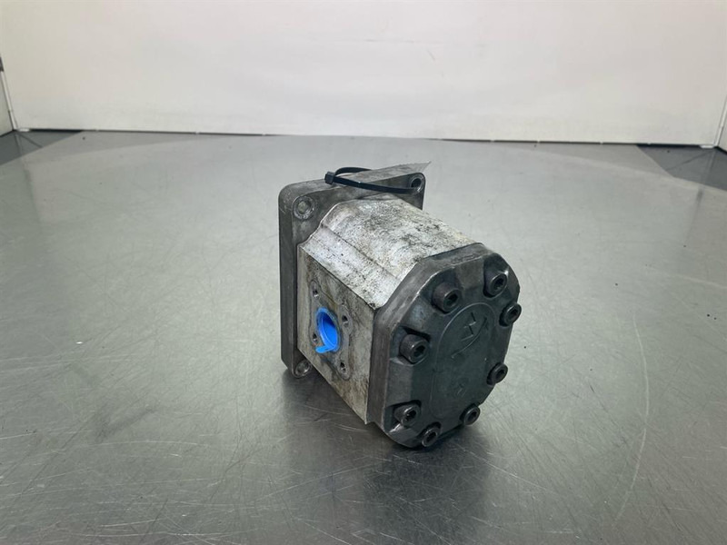 Sauer Danfoss SNP3NN/044RN06-111.25.220.0A-Gearpump/Tandwielpomp - Hidráulica para Maquinaria de construcción: foto 2 Sauer Danfoss SNP3NN/044RN06-111.25.220.0A-Gearpump/Tandwielpomp - Hidráulica para Maquinaria de construcción: foto 2