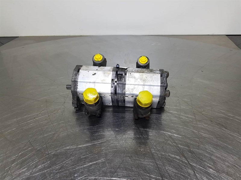 Sauer Danfoss SNW2NN/025RNA6-211.20.305.00-Gearpump/Zahnradpumpe - Hidráulica para Maquinaria de construcción: foto 2 Sauer Danfoss SNW2NN/025RNA6-211.20.305.00-Gearpump/Zahnradpumpe - Hidráulica para Maquinaria de construcción: foto 2