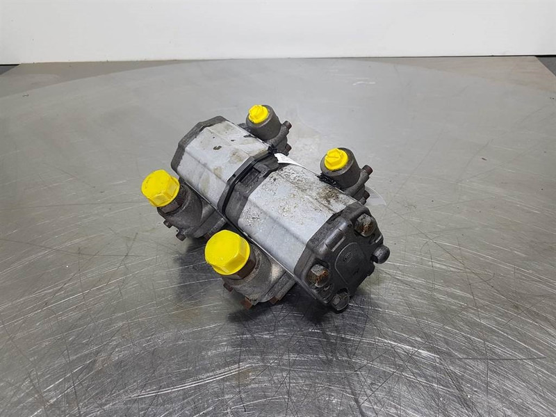 Sauer Danfoss SNW2NN/025RNA6-211.20.305.00-Gearpump/Zahnradpumpe - Hidráulica para Maquinaria de construcción: foto 3 Sauer Danfoss SNW2NN/025RNA6-211.20.305.00-Gearpump/Zahnradpumpe - Hidráulica para Maquinaria de construcción: foto 3