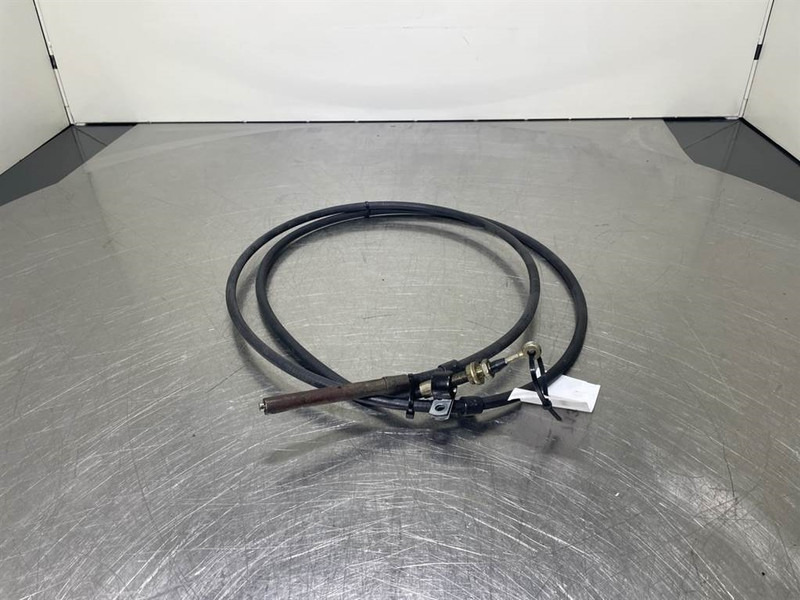 Schaeff SKL834-0461527025/6451371000-Handbrake cable - Bastidor/ Chasis para Maquinaria de construcción: foto 2 Schaeff SKL834-0461527025/6451371000-Handbrake cable - Bastidor/ Chasis para Maquinaria de construcción: foto 2