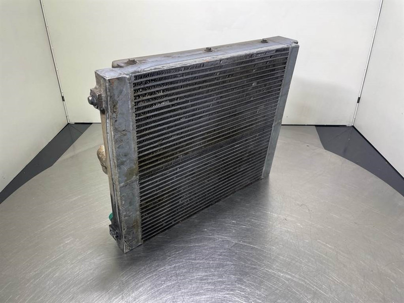 Schaeff SKL843-5010660860/5010663023-Cooler/Kühler/Koeler - Motor para Maquinaria de construcción: foto 3 Schaeff SKL843-5010660860/5010663023-Cooler/Kühler/Koeler - Motor para Maquinaria de construcción: foto 3