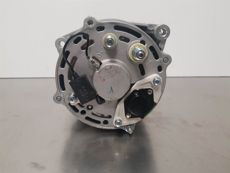 Terex Schaeff TL/SKL-5411663453/5411665234-14V 65A-Alternator - Motor para Maquinaria de construcción: foto 3 Terex Schaeff TL/SKL-5411663453/5411665234-14V 65A-Alternator - Motor para Maquinaria de construcción: foto 3