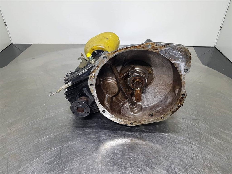 - Transmission/Getriebe/Transmissiebak - Caja de cambios y piezas para Maquinaria de construcción: foto 4 - Transmission/Getriebe/Transmissiebak - Caja de cambios y piezas para Maquinaria de construcción: foto 4