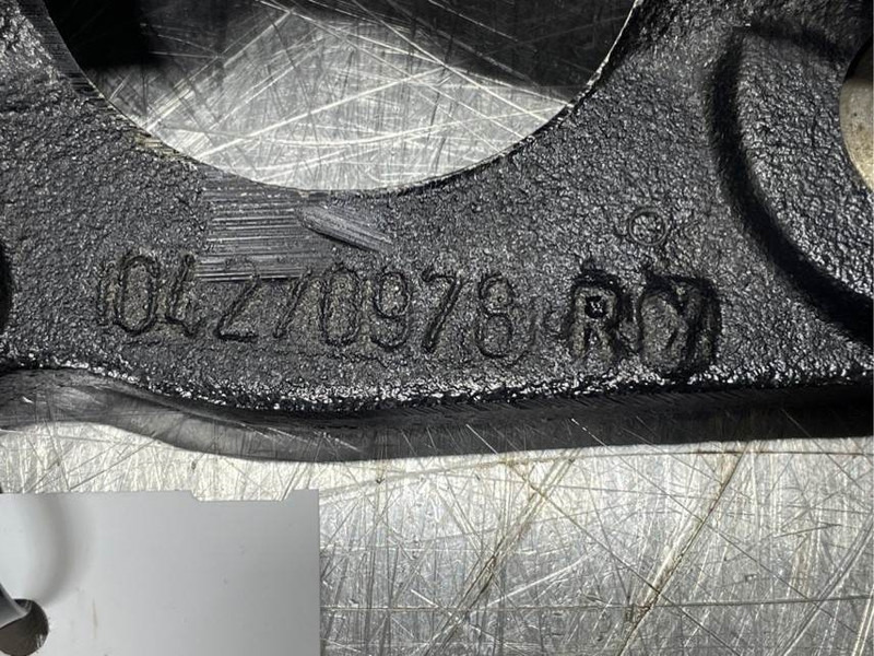 Volvo L30B-Z/X-TD2011L04I-Flywheel housing - Motor para Maquinaria de construcción: foto 5 Volvo L30B-Z/X-TD2011L04I-Flywheel housing - Motor para Maquinaria de construcción: foto 5