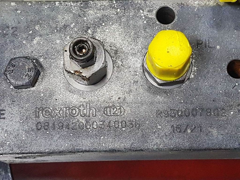 Yanmar V70 Speeder-Lifting cylinder/Hubzylinder/Cilinder - Hidráulica para Maquinaria de construcción: foto 4 Yanmar V70 Speeder-Lifting cylinder/Hubzylinder/Cilinder - Hidráulica para Maquinaria de construcción: foto 4