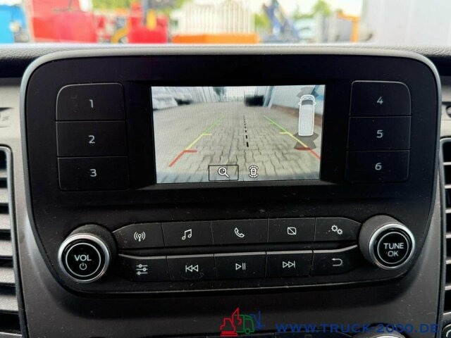 Ford Transit Custom Lang Trend 3Sitzer + Klima + DAB - Furgoneta pequeña: foto 4 Ford Transit Custom Lang Trend 3Sitzer + Klima + DAB - Furgoneta pequeña: foto 4