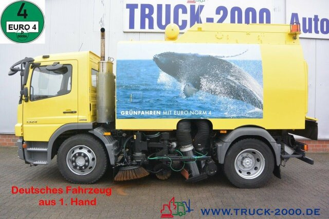 Mercedes-Benz Atego 1524 Faun Viajet 6 RL Besen rechts + links - Barredora vial: foto 1 Mercedes-Benz Atego 1524 Faun Viajet 6 RL Besen rechts + links - Barredora vial: foto 1