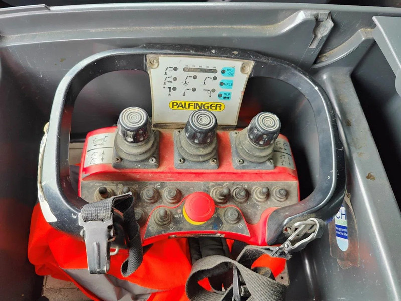 MAN TGL 12.250 City-Abroller Container + Palfinger PK5001 Remote - Camión multibasculante, Camión grúa: foto 5 MAN TGL 12.250 City-Abroller Container + Palfinger PK5001 Remote - Camión multibasculante, Camión grúa: foto 5