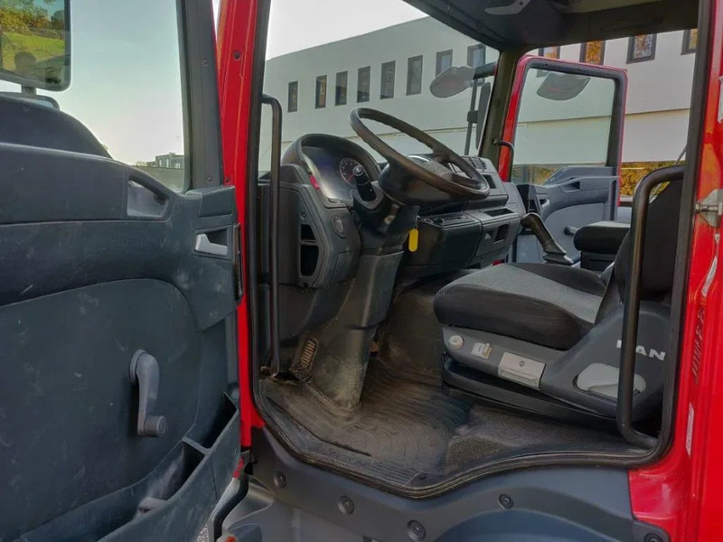Camión portavehículos MAN TGL 8.220 Doka transporter Euro5: foto 9