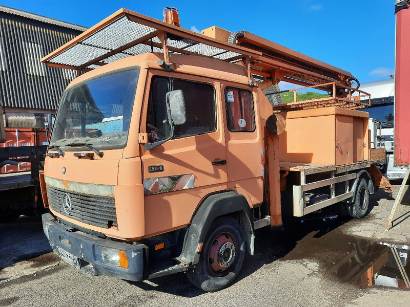 Mercedes-Benz 914 - Camión: foto 1 Mercedes-Benz 914 - Camión: foto 1
