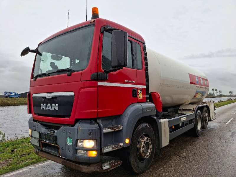 MAN TGS 26.440 GAS / LPG - Camión cisterna: foto 1 MAN TGS 26.440 GAS / LPG - Camión cisterna: foto 1