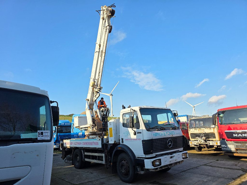 Mercedes-Benz 1722K - Camión grúa: foto 3 Mercedes-Benz 1722K - Camión grúa: foto 3