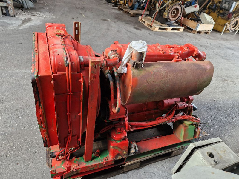 Mercedes-Benz OM352 - Motor: foto 1 Mercedes-Benz OM352 - Motor: foto 1